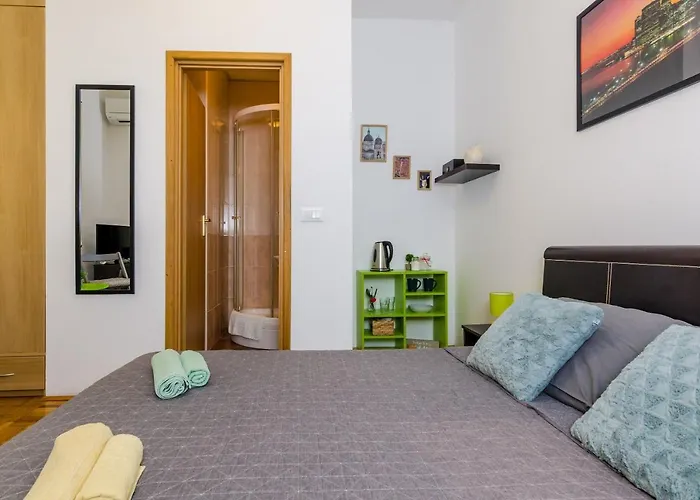 The Point Gasthuis 3*